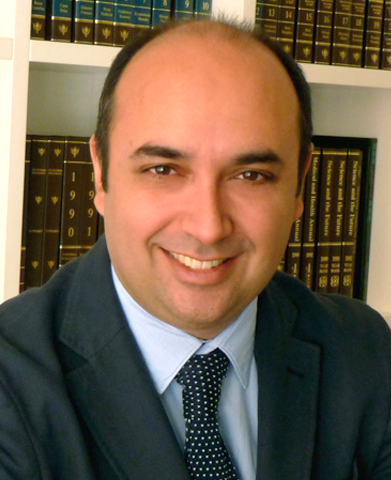 Dr. Eduardo Vázquez